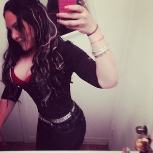 Meet your Posher, Celeste